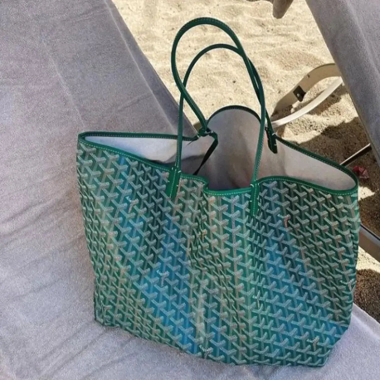 Croyard Tote Bag